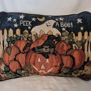 Halloween decorative pillow 15 x 11